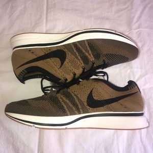 Nike Flyknit Trainer men’s size 10.5